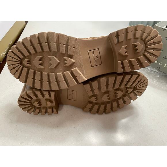 Women’s size 8.5 Sun and Stone boots - Picture 2 of 10